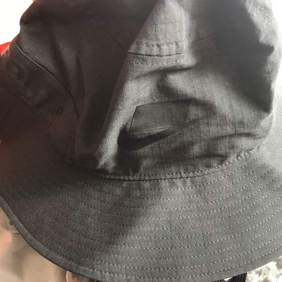 Nike Sportswear Pocket Sport Bucket Hat - Picture 5 of 5
